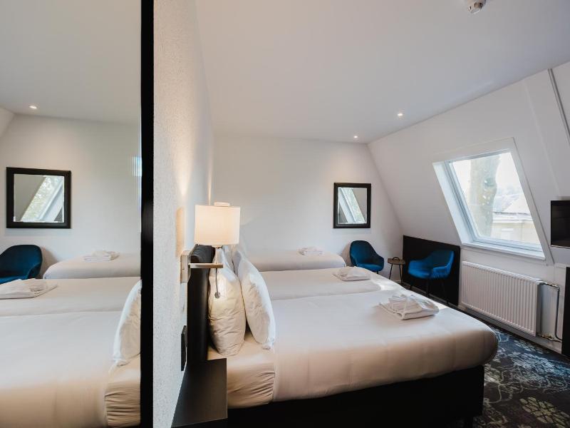 Atlas Hotel image