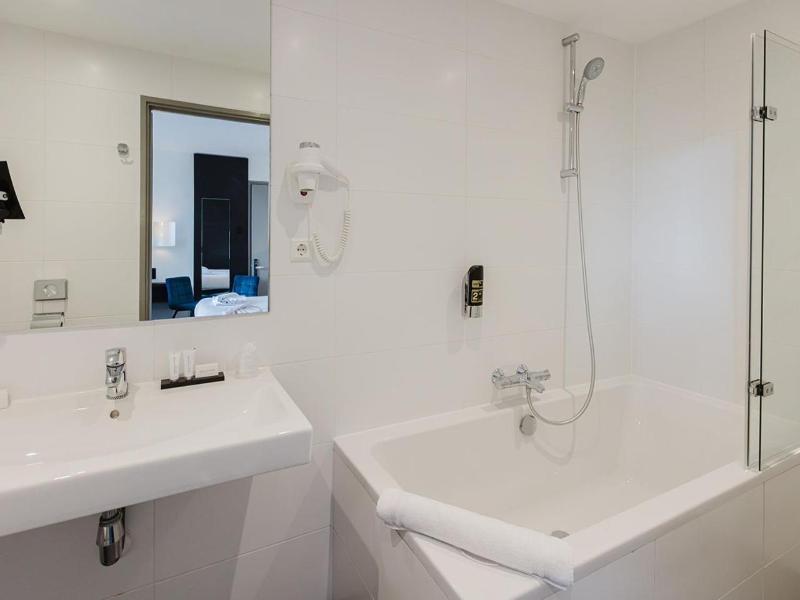 Atlas Hotel image
