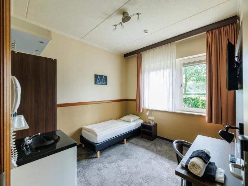 Hotel Frans Op Den Bult image