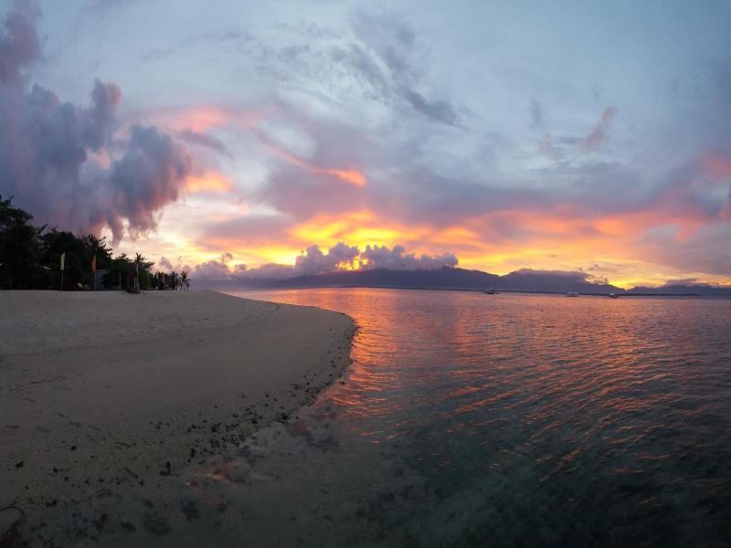 Arena Island Resort
