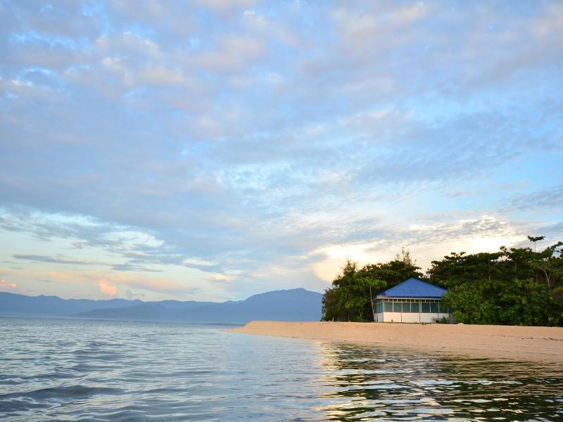 Arena Island Resort