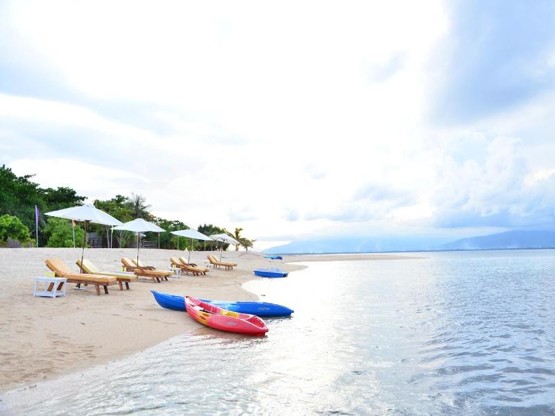 Arena Island Resort