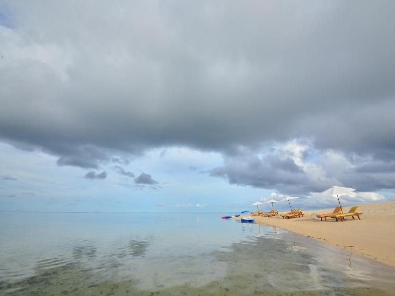 Arena Island Resort