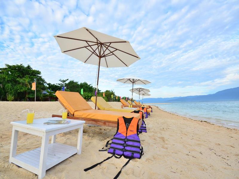 Arena Island Resort