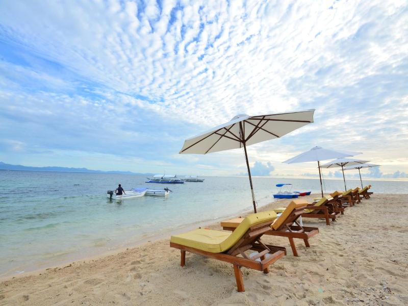 Arena Island Resort
