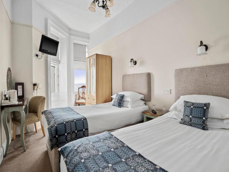 Giltar Hotel image