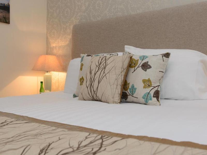 Giltar Hotel image