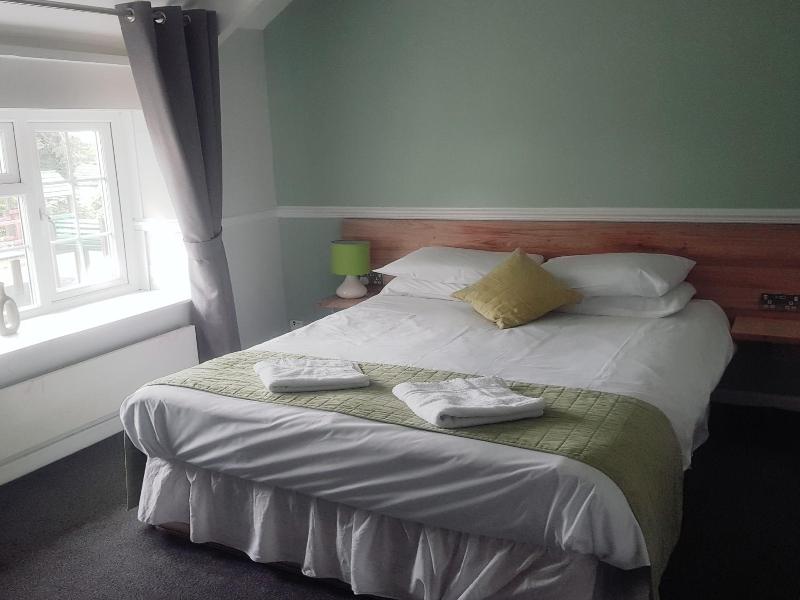 Brewers Lodge image