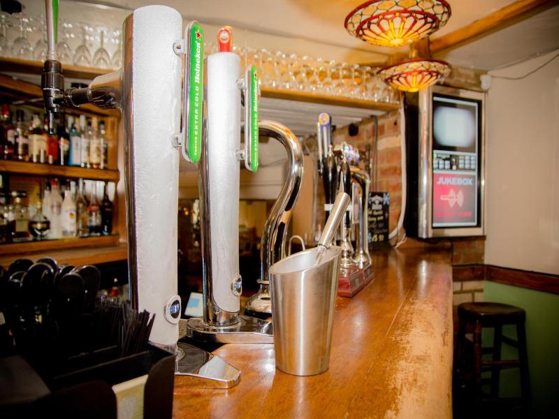 Brewers Lodge image