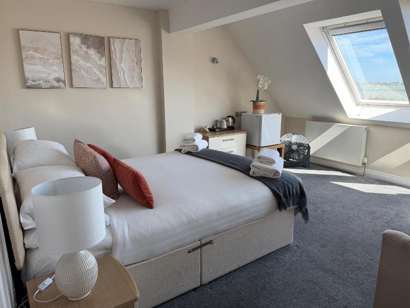 Boathouse Hotel image