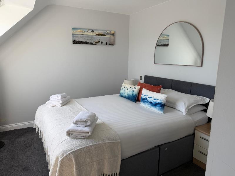 Boathouse Hotel image