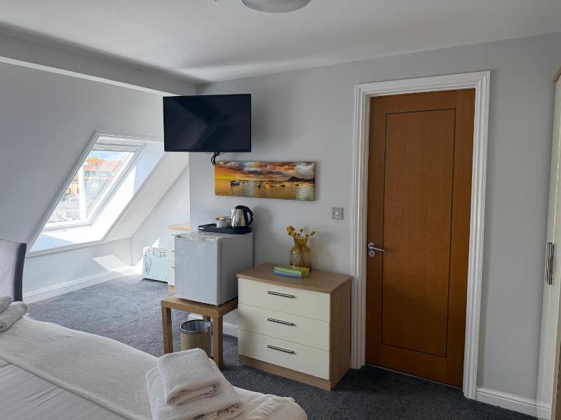 Boathouse Hotel image