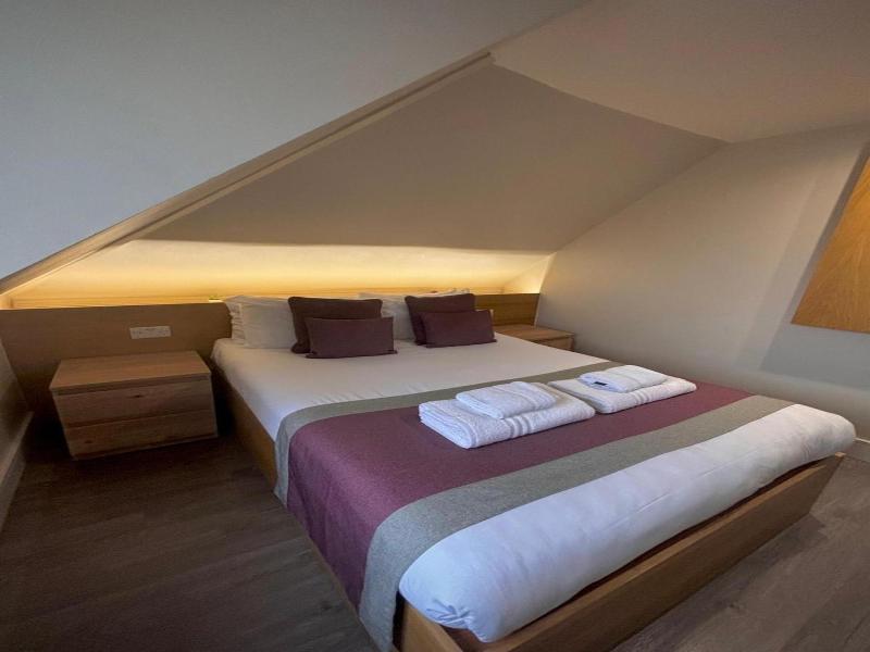 Holtwhites Hotel image