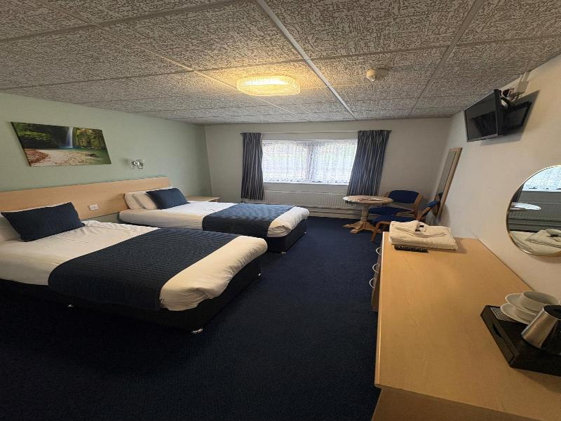 Sandown Park Lodge image