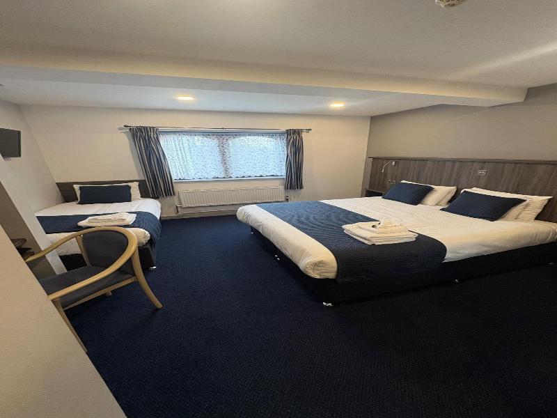 Sandown Park Lodge image