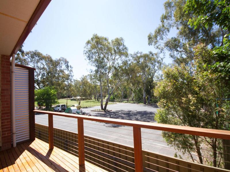 Birdwood Motel image