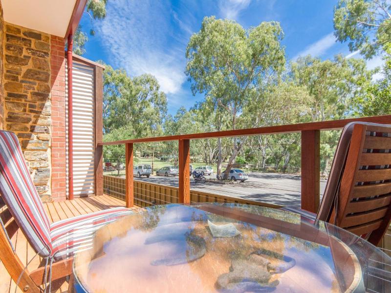 Birdwood Motel image