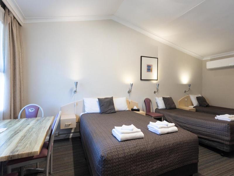 Mittagong Motel image