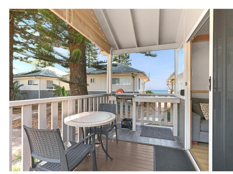 Kendalls Beach Holiday Park image