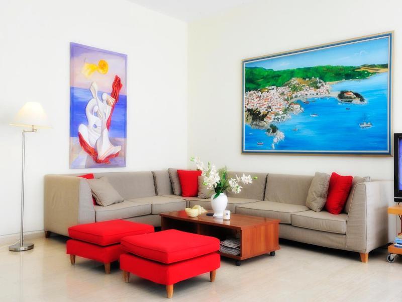 Ifigenia Hotel image