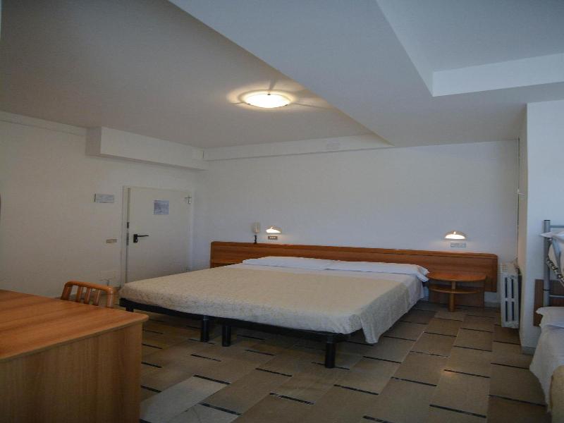 Hotel Zani image