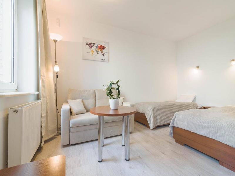 Warsaw Apartments Magnolie image