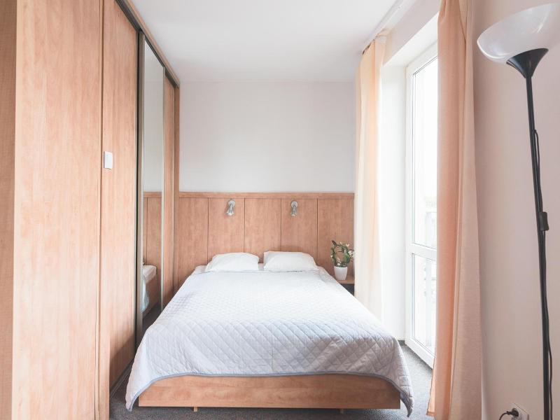 Warsaw Apartments Magnolie image
