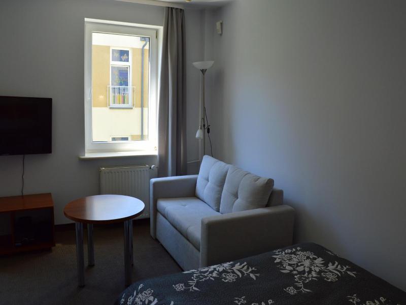 Warsaw Apartments Magnolie image