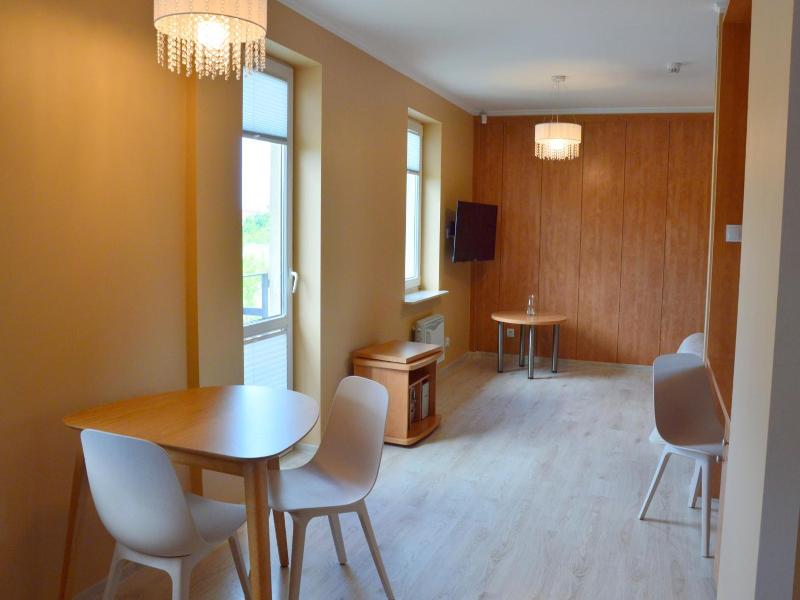 Warsaw Apartments Magnolie image