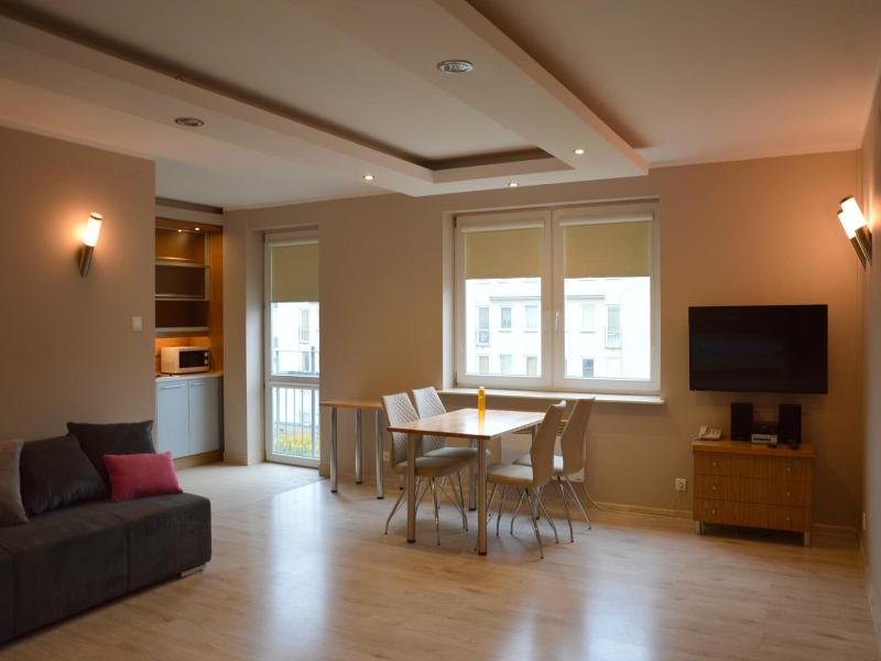 Warsaw Apartments Magnolie image