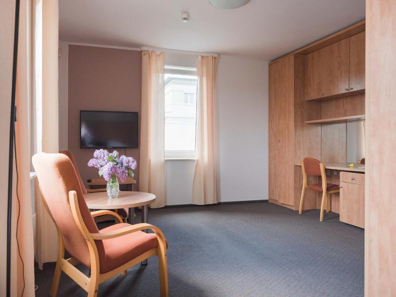 Warsaw Apartments Magnolie image
