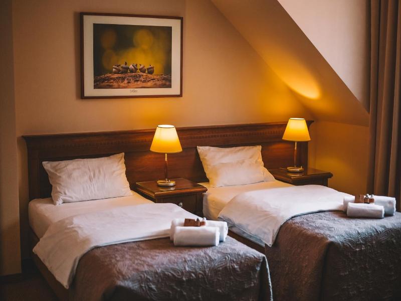 Forrest Hotel & Restaurant