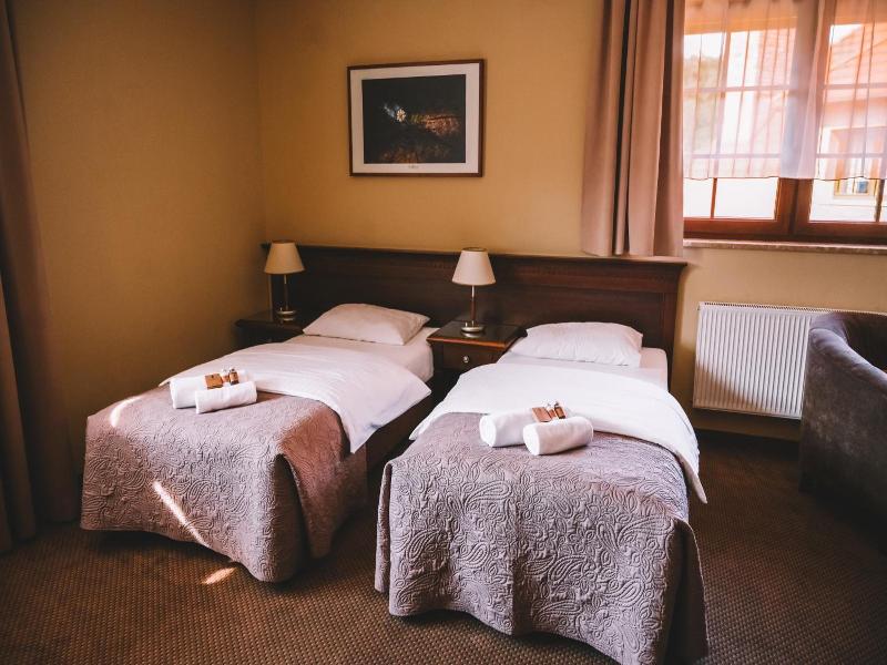 Forrest Hotel & Restaurant