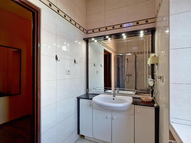 Hotel Wenecki image