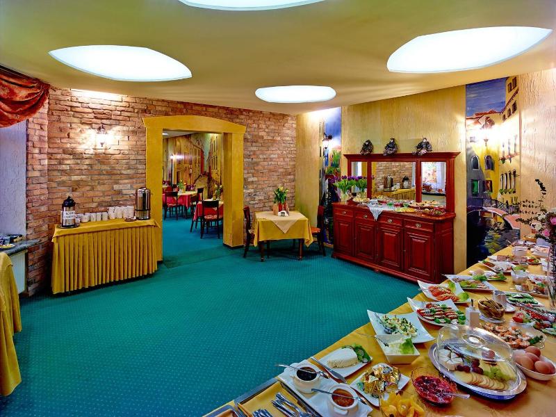 Hotel Wenecki image