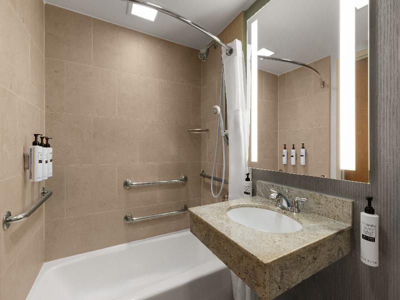 Hilton Garden Inn NY West 35 Street image