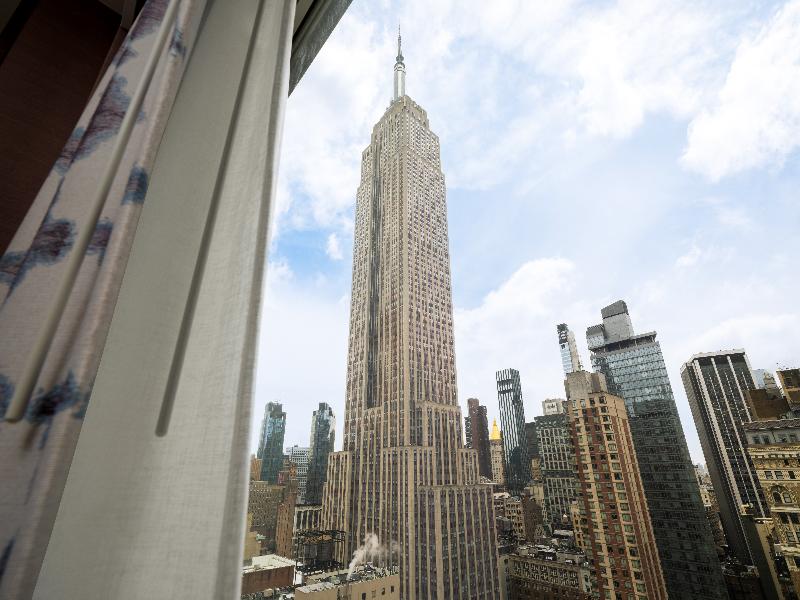 Hilton Garden Inn NY West 35 Street image