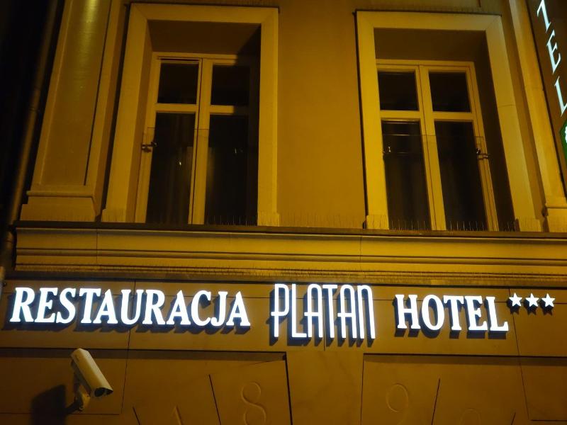 Hotel-restauracja Platan image