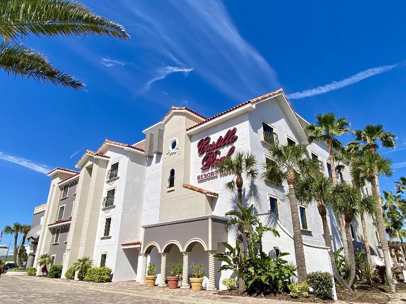 Castillo Real St. Augustine Beach Resort Tapestry image