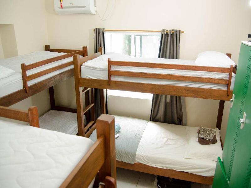 Ilha Hostel image