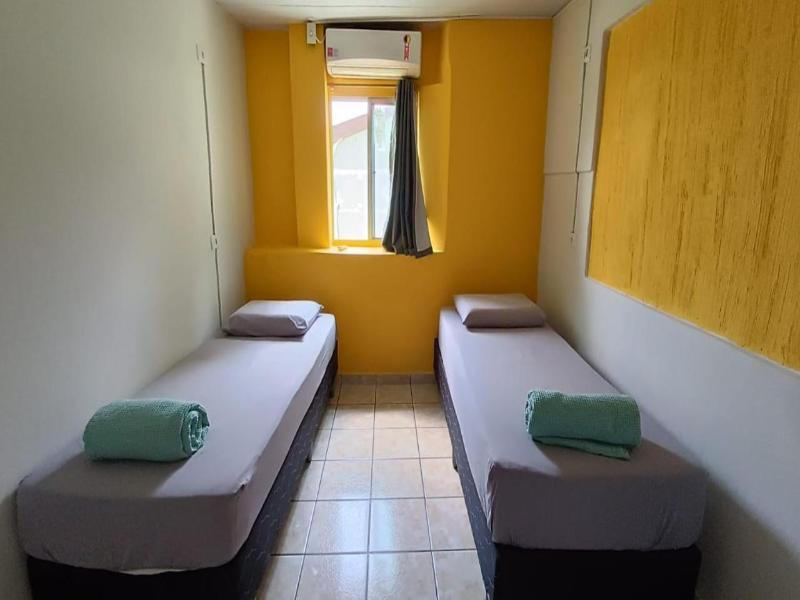 Ilha Hostel image
