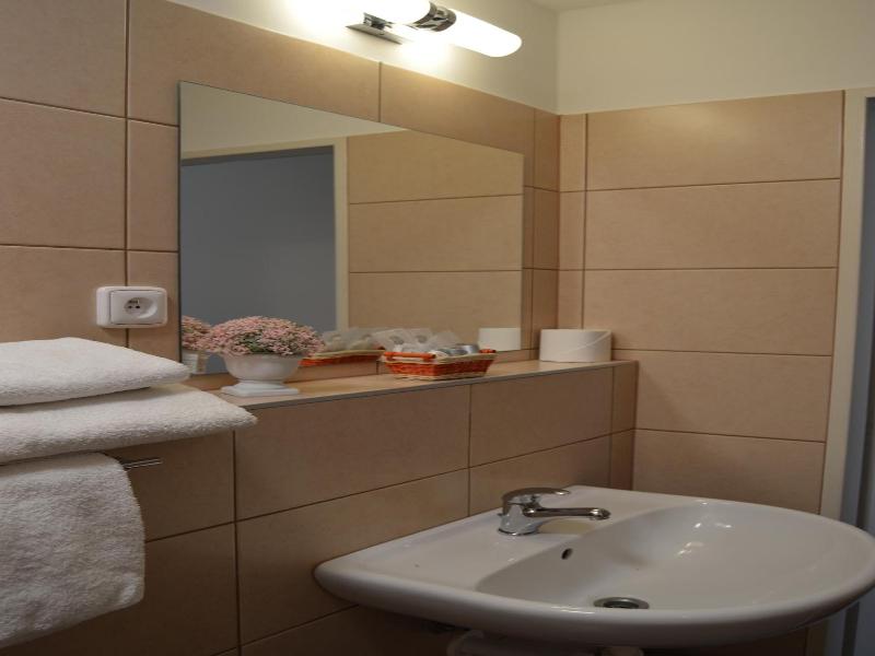 Hotel Aréna image
