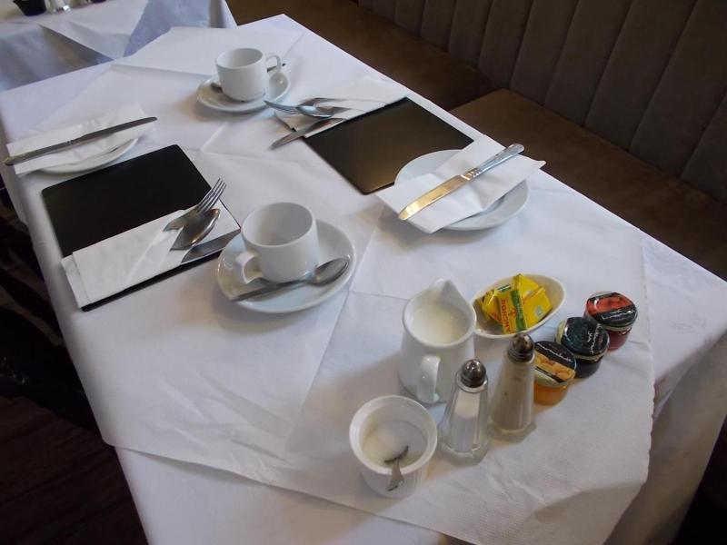 Queens Arms Country Inn image