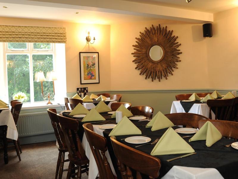 Queens Arms Country Inn image
