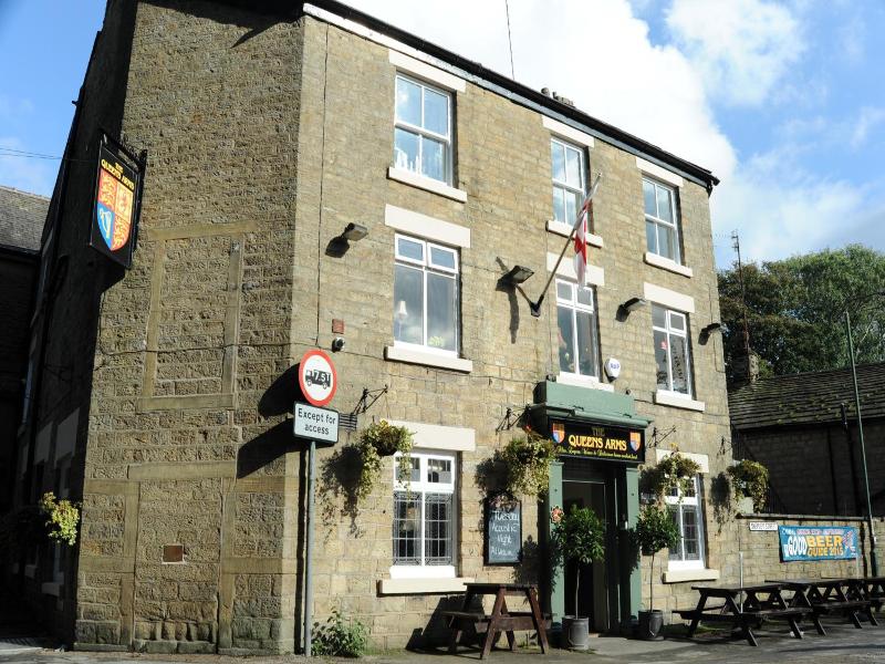 Queens Arms Country Inn image
