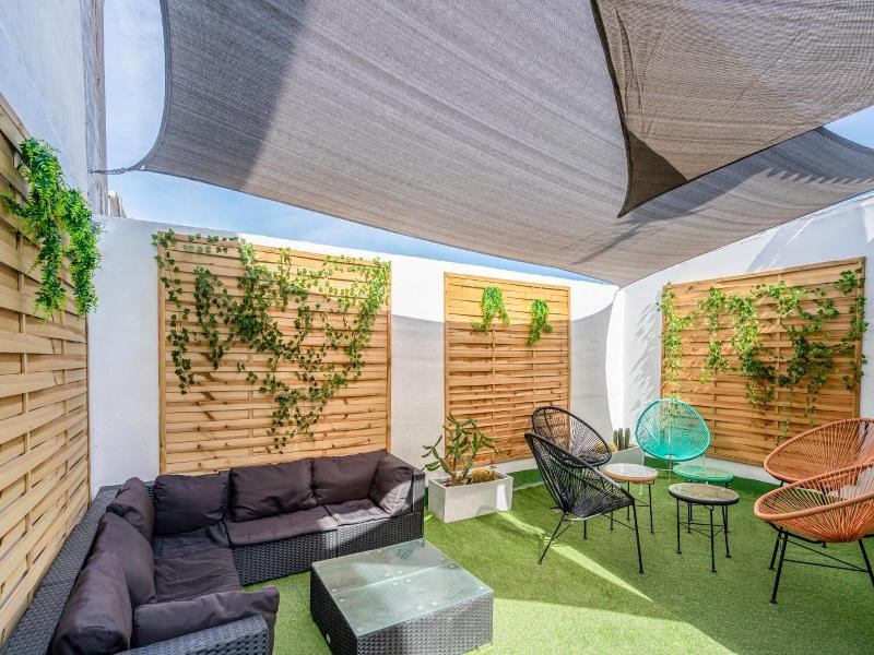 Casa Barcelo Camp Nou Barcelona image