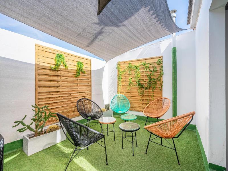 Casa Barcelo Camp Nou Barcelona image