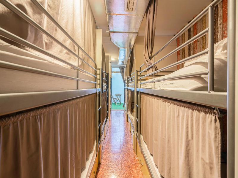 Casa Barcelo Camp Nou Barcelona image