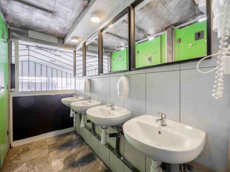 Casa Barcelo Camp Nou Barcelona image