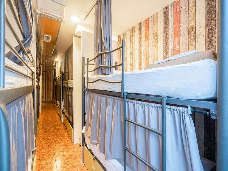 Casa Barcelo Camp Nou Barcelona image